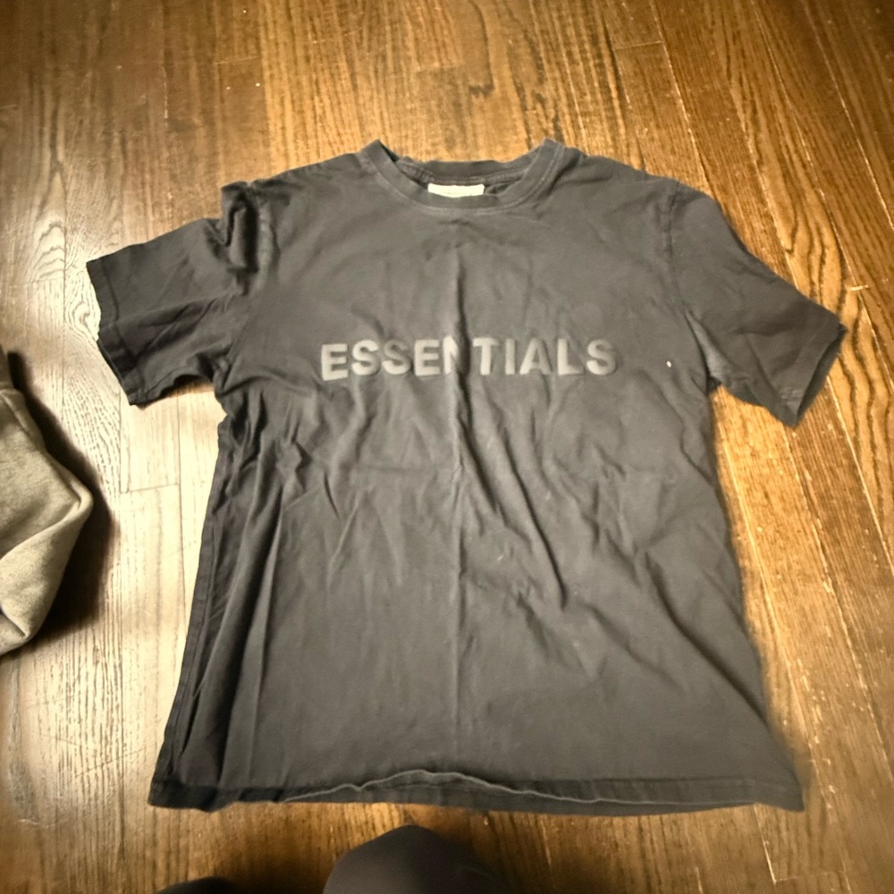Fear of God ESSENTIALS Black Logo Tee - Crew Neck